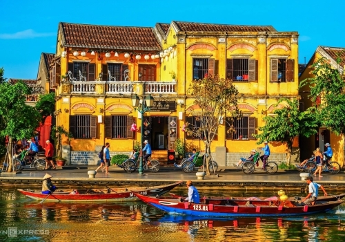 7 Things Every Traveler Should Know Before Ordering Clothes in Hoi An