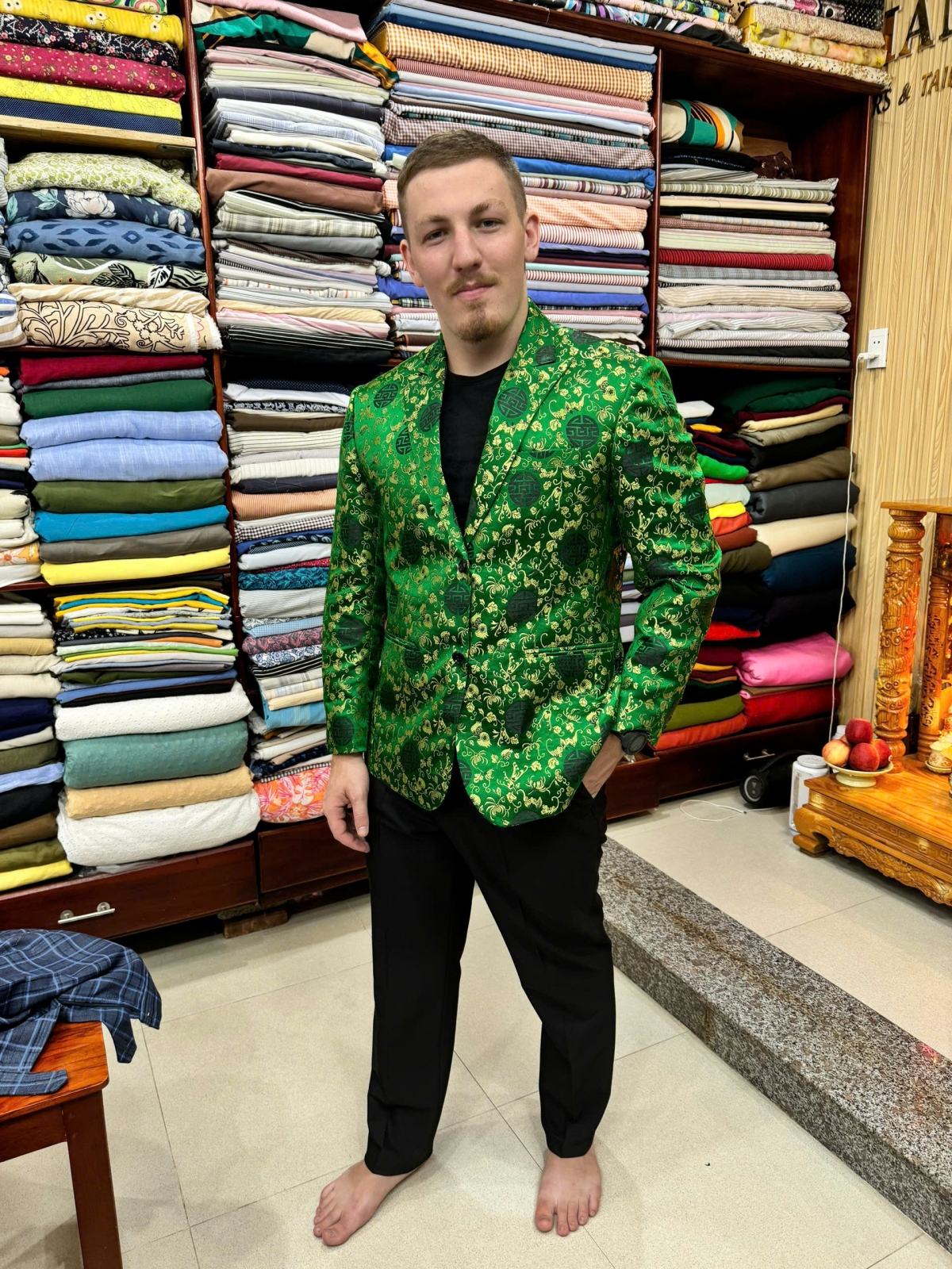 Men Contemporary Suit